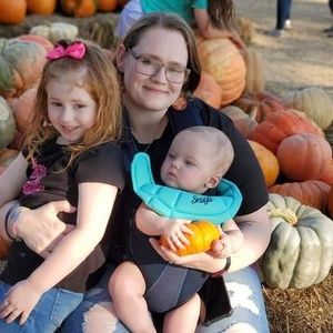 Meet your Posher, Stephanie